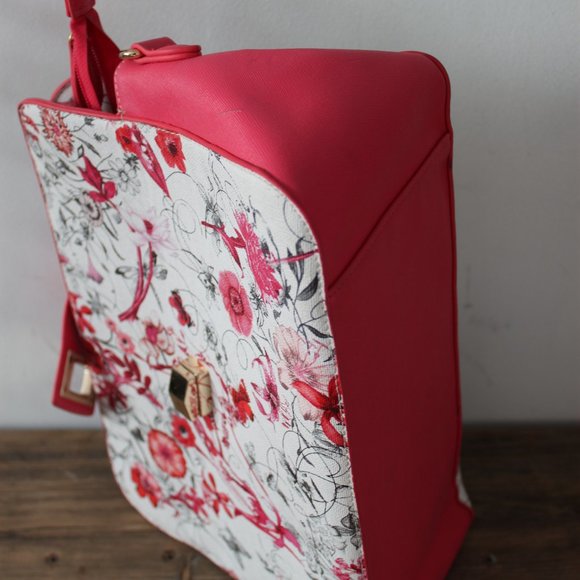 Pink House Floral Clutch - Picture 3 of 5